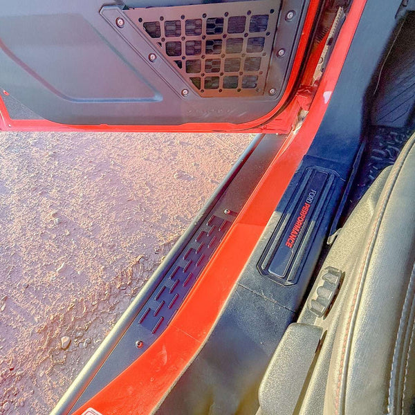 Step and Rock Slider for Ford Bronco 4-Door