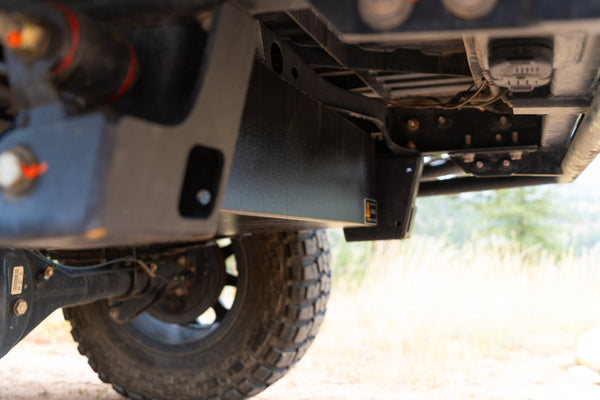 2005-2015 Toyota Tacoma 18-Gallon Auxiliary Fuel Tank System — Helivue Design