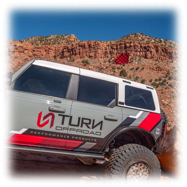 TR10 Hard Top for Ford Bronco 4-Door with White Gelcoat